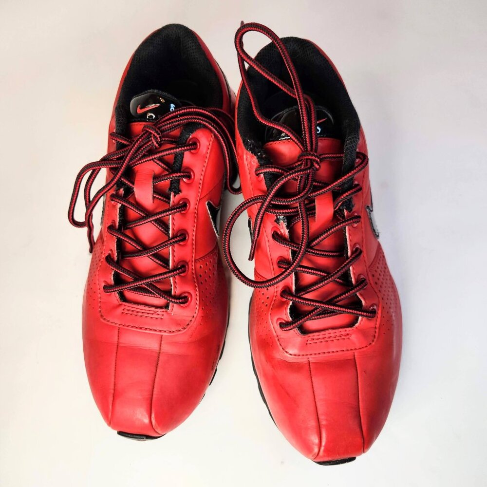 Nike Shox Red/Black Leather running shoes, Sz 6Y, Euro 40.5 pre-owned